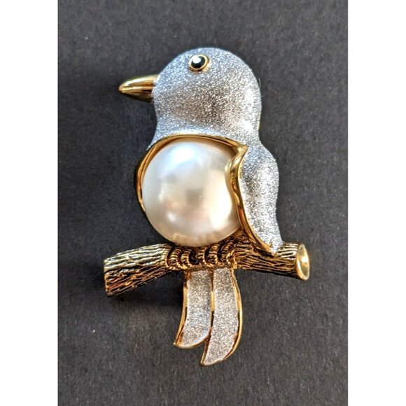 Fifth Avenue Collection Pin Handmade Faux Pearl Glitter Gold Filled SwarowskyEye - Picture 1 of 7